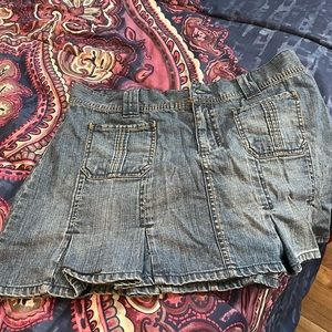 blue-jean skirt